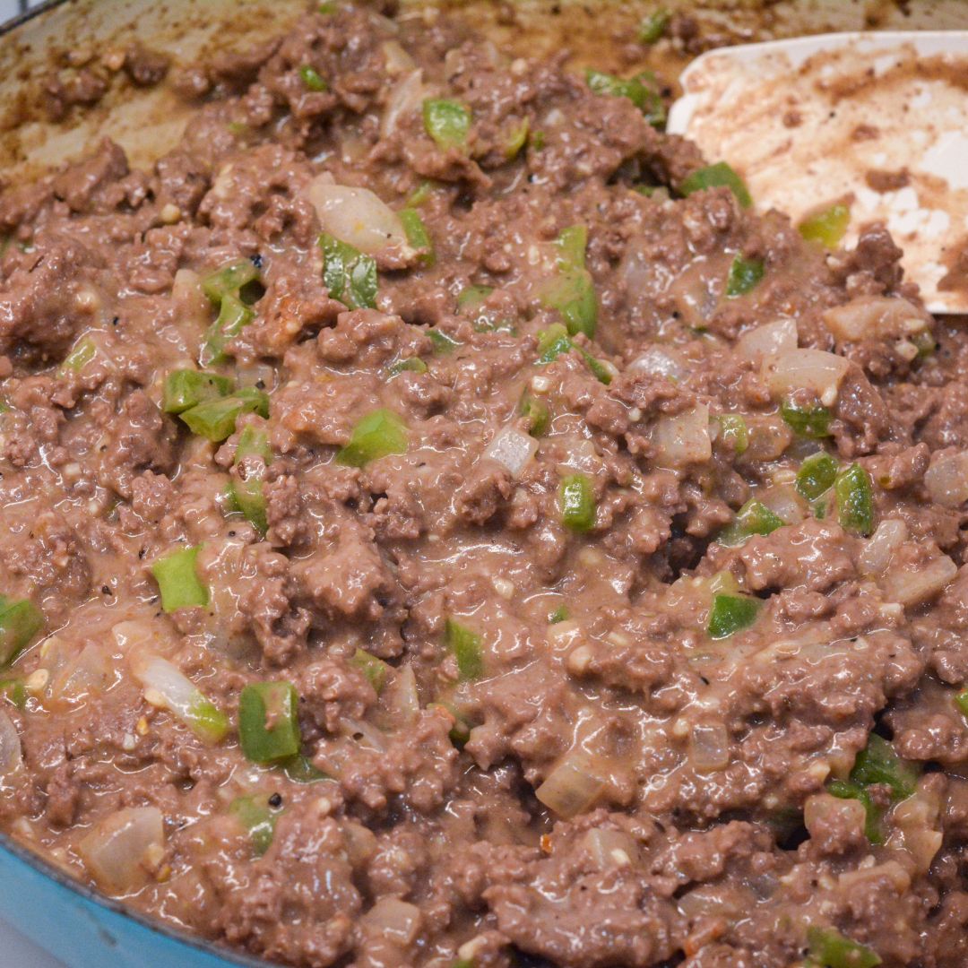 Philly Cheesesteak Sloppy Joes are a deliciously easy meal that brings all the comfort of a classic cheesesteak with the convenience of a sloppy joe. It’s the perfect family dinner that’s sure to become a staple in your home. 