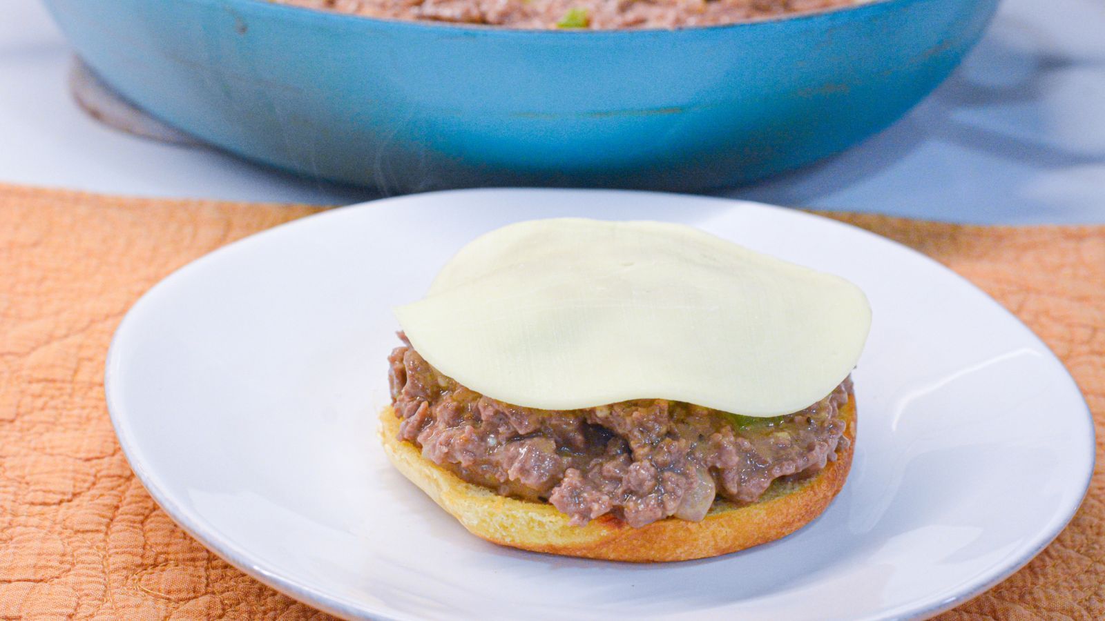  Scoop the cheesy meat mixture onto your favorite buns or rolls, and enjoy!