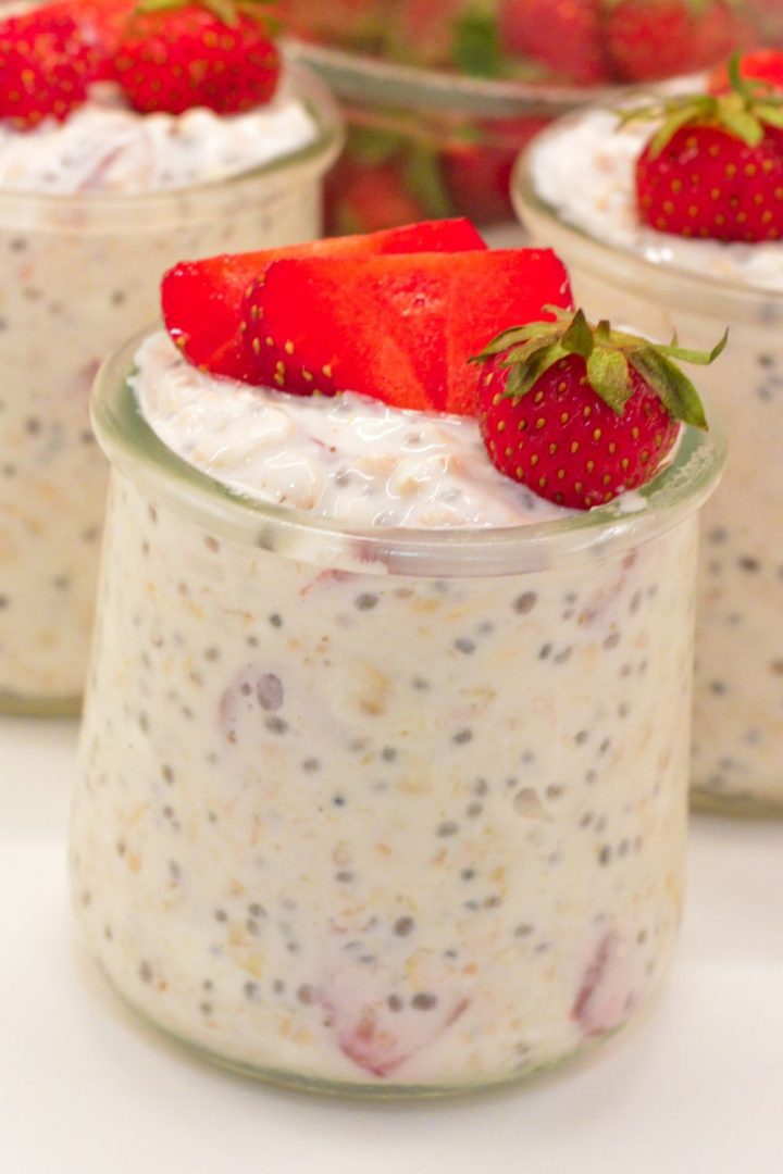 
Strawberry cheesecake overnight oats will become your new morning favorite and can be made in 5 minutes with oats, fresh strawberries, power core vanilla protein milk, and cream cheese.