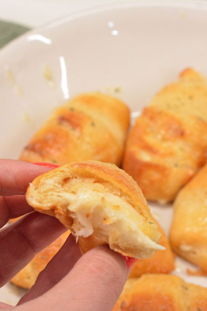 Try these delicious Air Fryer Crescent Rolls stuffed with gooey mozzarella cheese and brushed with garlic butter for a crispy, buttery finish. Perfect for a quick snack or appetizer!