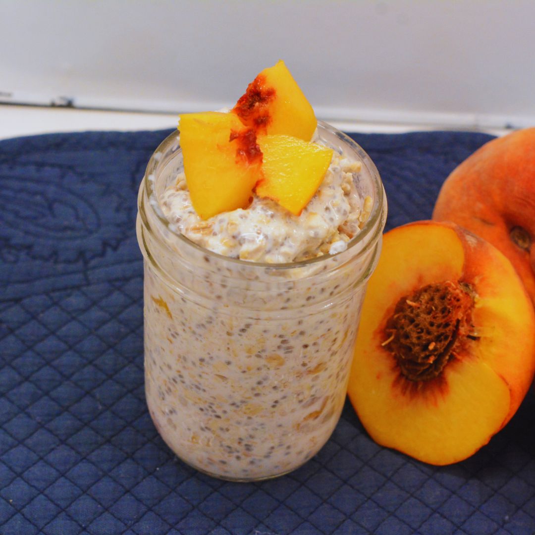 In the morning, give the oats a good stir. If the mixture is too thick, add a splash of milk to reach your desired consistency. If desired, top with additional peach slices and a sprinkle of granola for extra crunch.