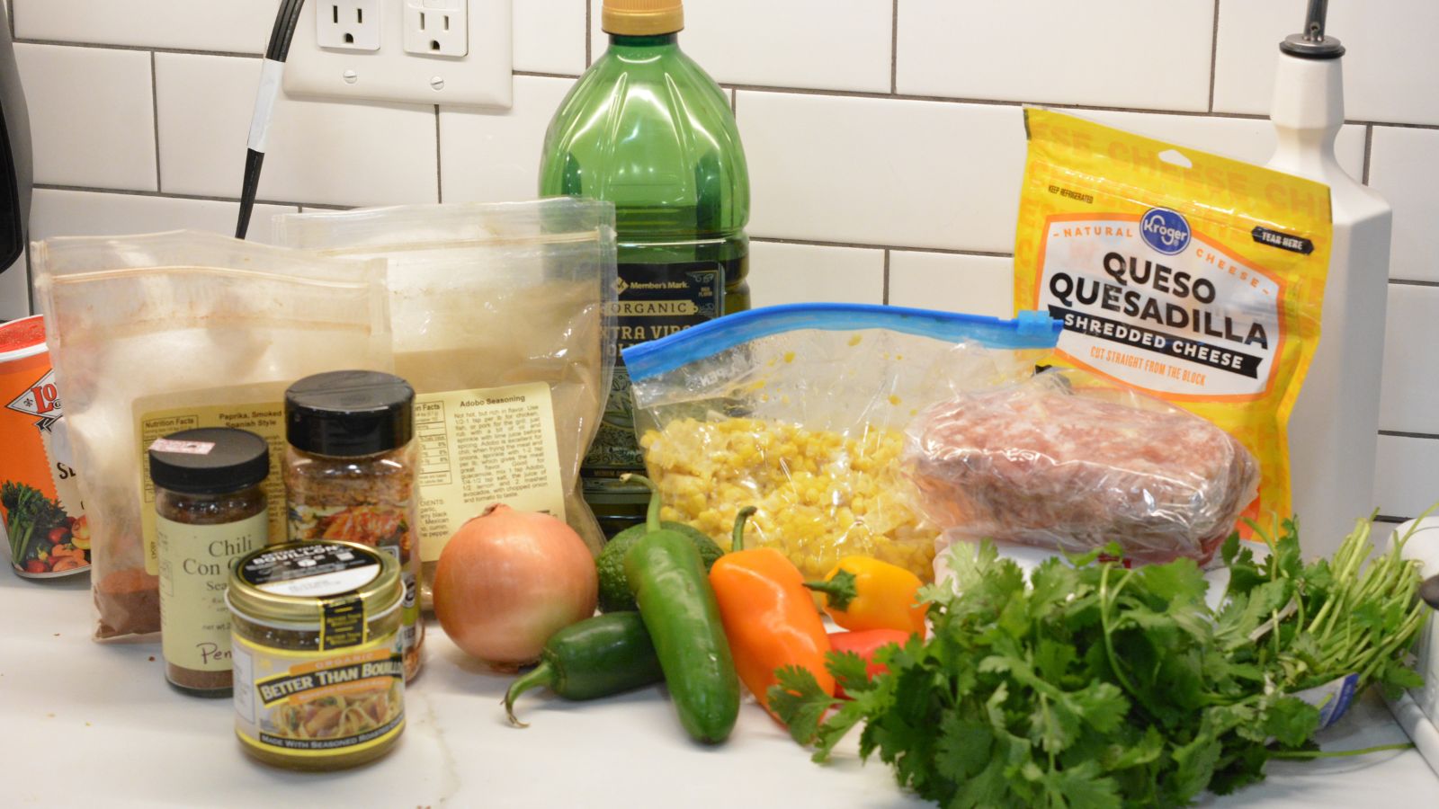 This easy street corn chili with ground pork recipe combines sweet corn, spicy chili, and savory meat. Perfect for weeknight dinners!